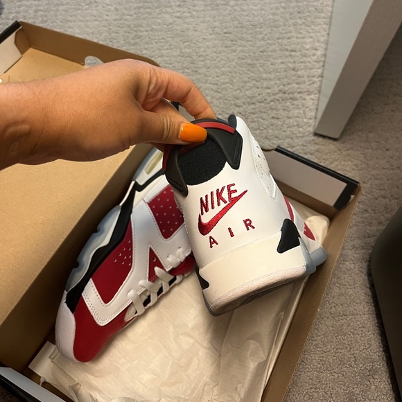 Air Jordan Retro 6 Carmine - Picture 2 of 7